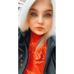 Meet your Posher, Destiny